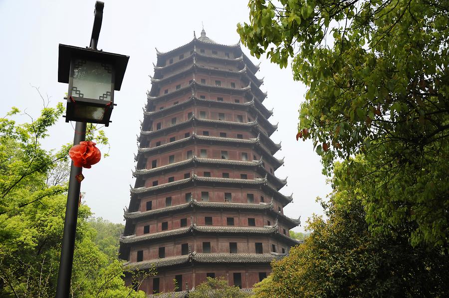 Hangzhou - Liuhe Pagoda