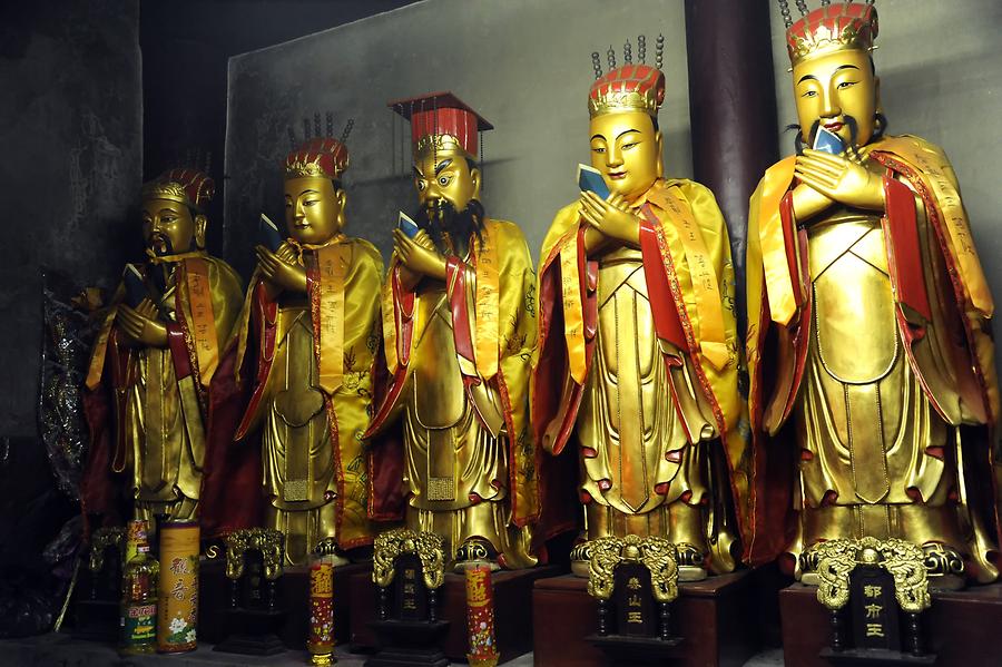Mount Jiuhua - Tiantai Temple; Guardians