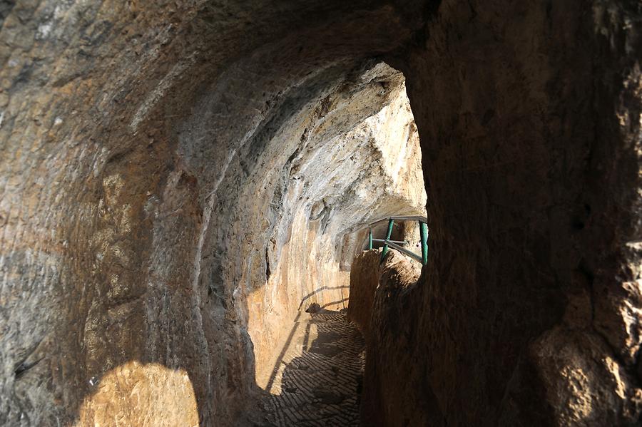 Xishan - Heading for the Dragon Gate