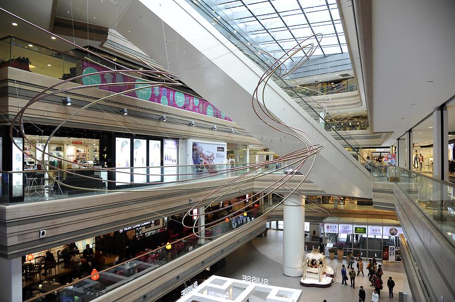 Nanjing Road - Shopping Mall; Inside
