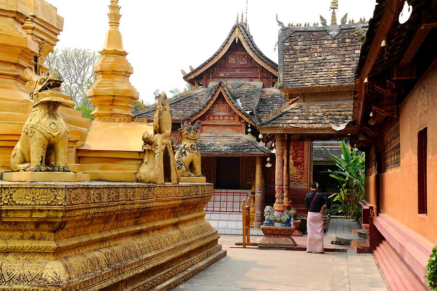 Ganlanba - Dai Minority Park, Temple