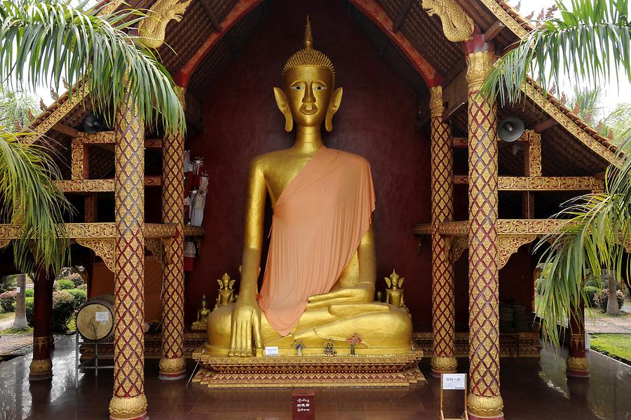 Ganlanba - Dai Minority Park, Temple; Buddha