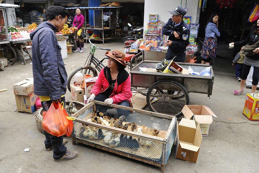 Menghun - Market