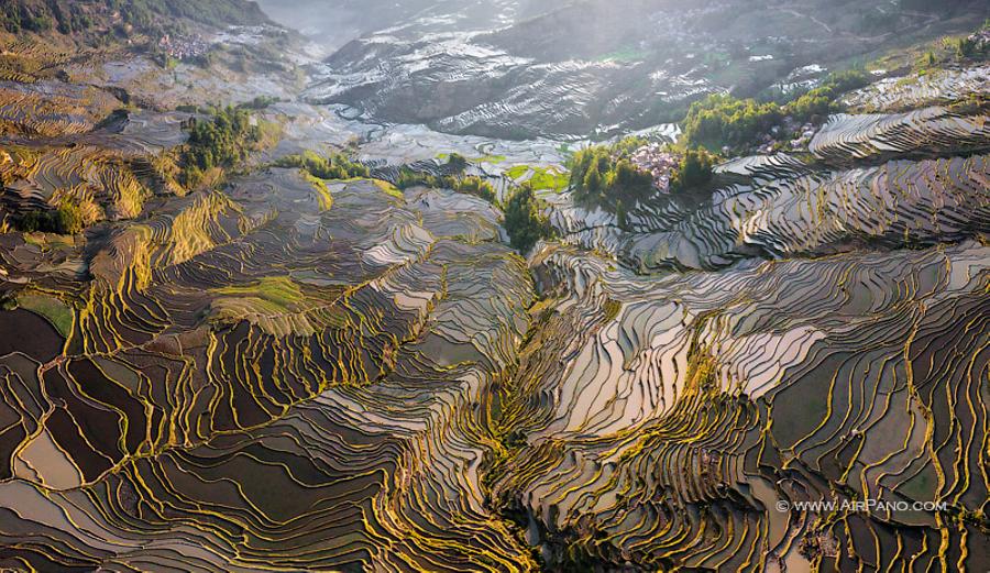 Yuanyang Hani Rice Terraces, © AirPano 