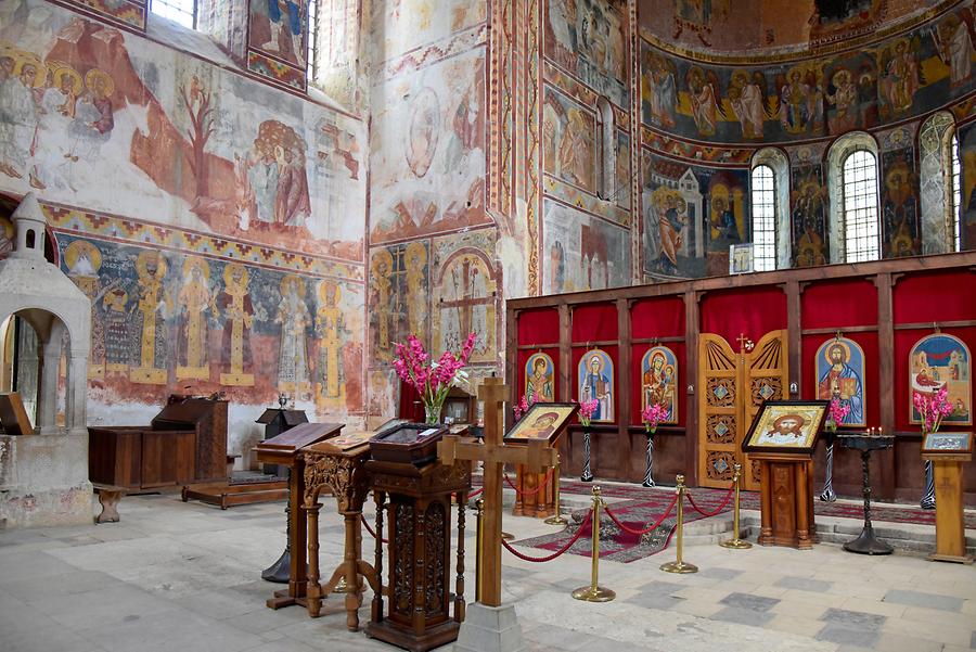 Gelati Monastery - Church of Virgin the Blessed; Inside