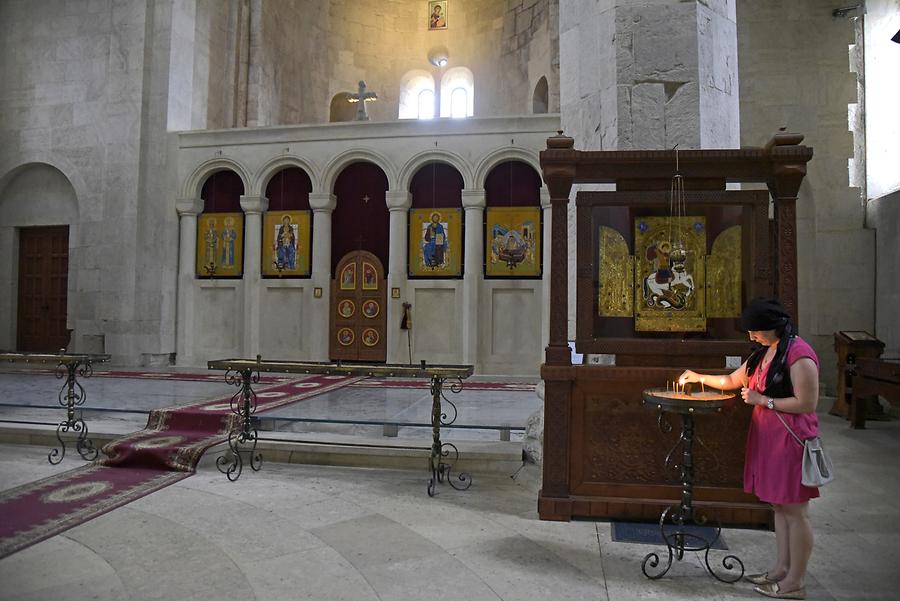 Kutaisi - Bagrati Cathedral; Iconostasis