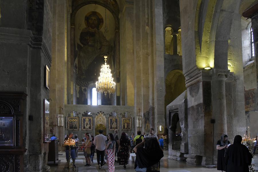 Mtskheta - Svetitskhoveli Cathedral; Inside