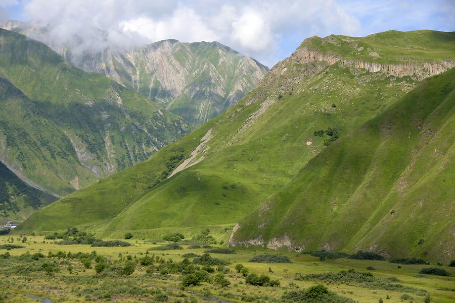 Jvari Pass - Landscape