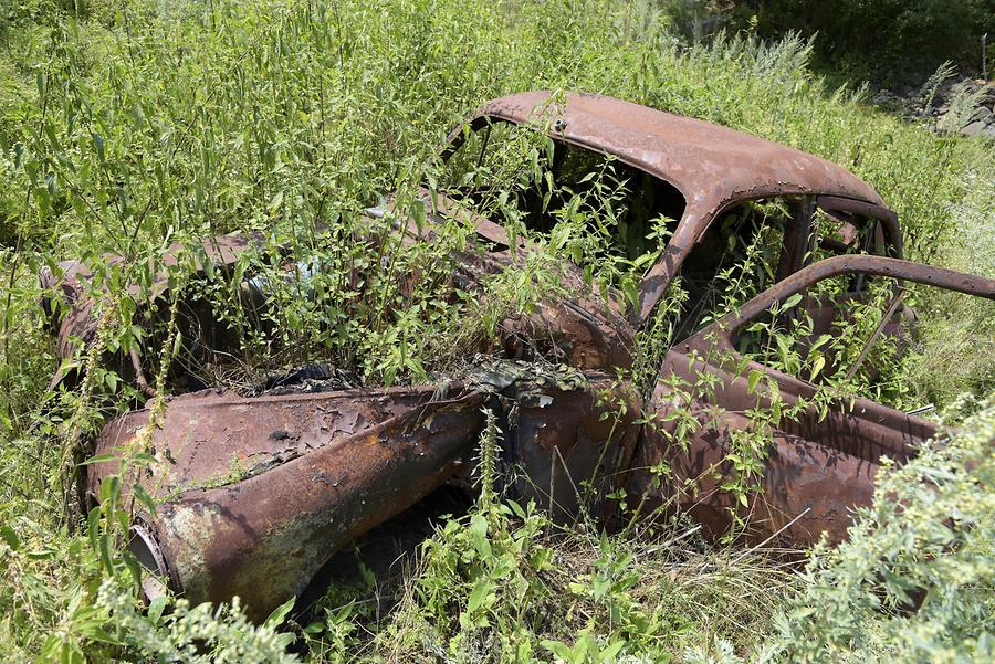 Dzoraget River Valley - Wrecked Car