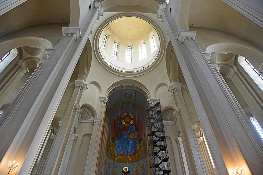 Holy Trinity Cathedral of Tbilisi - Inside