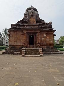 Rajarani Temple (2)