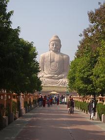 Bodh Gaya - Great Buddha Statue (1)
