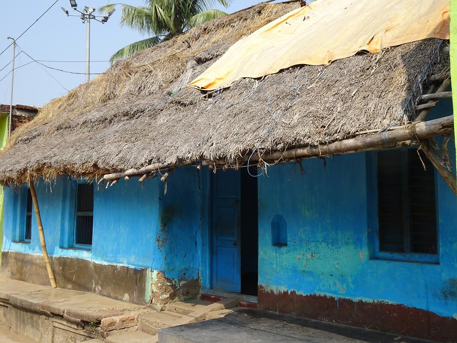Near Puri - Thatched Homes