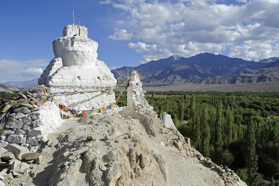 Shey - Stupas