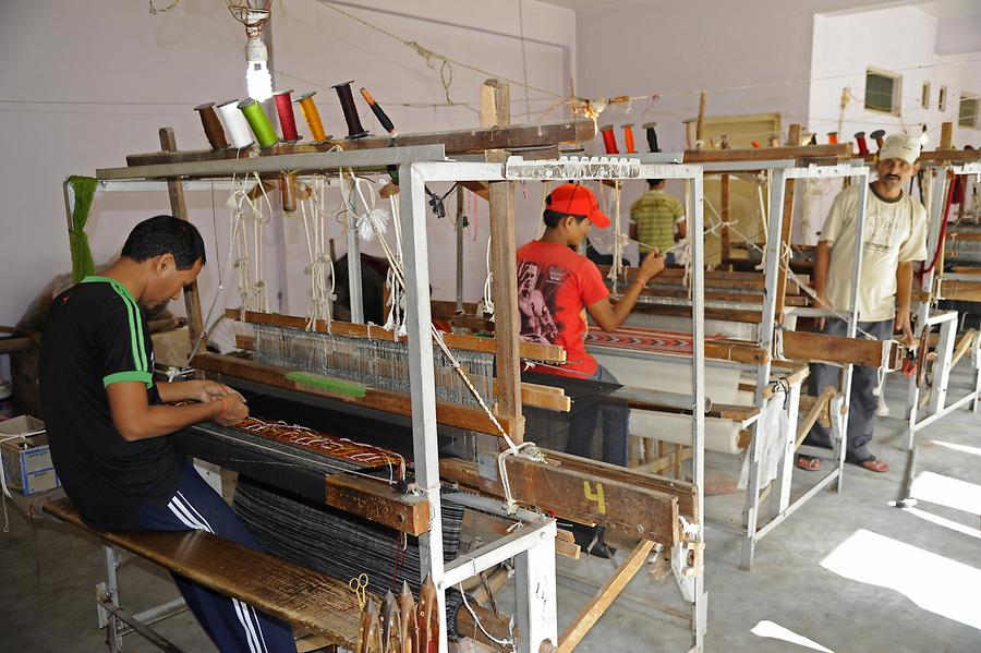 Naggar - Hand Weaving