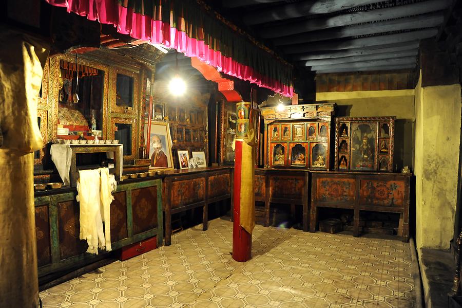 Sankar Monastery - Inside