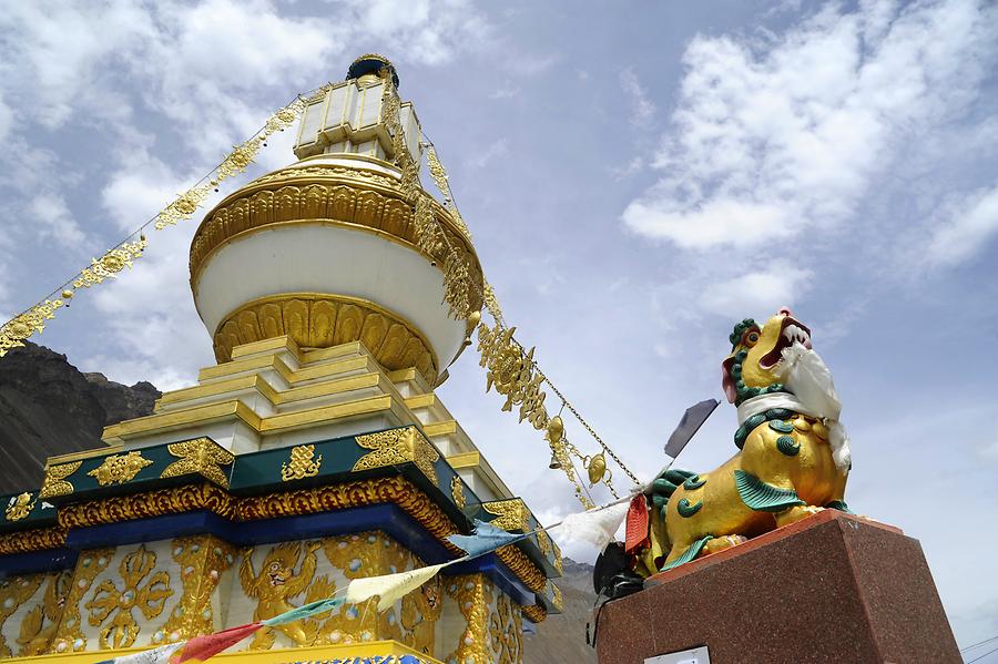Tabo - Monastery; Stupa