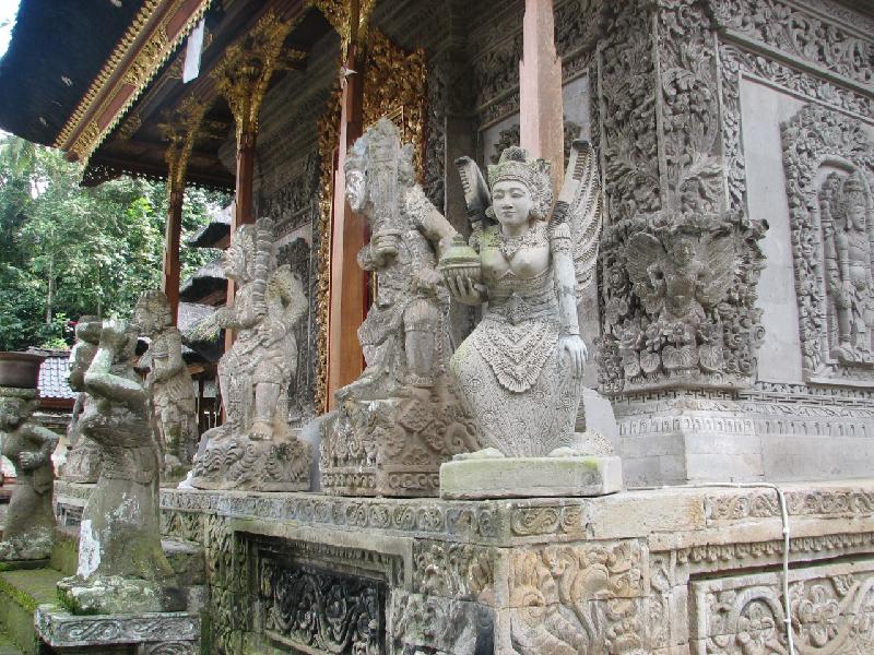 Bild '050-pura-kehen-tempel-elf-tumpang-meru'