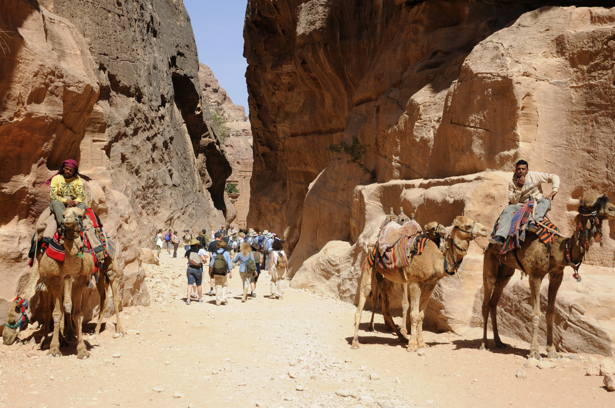 outer-siq-petra-pictures-jordan-in-global-geography