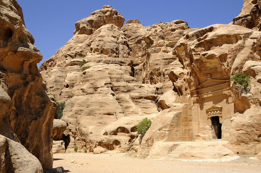 Temple Little Petra
