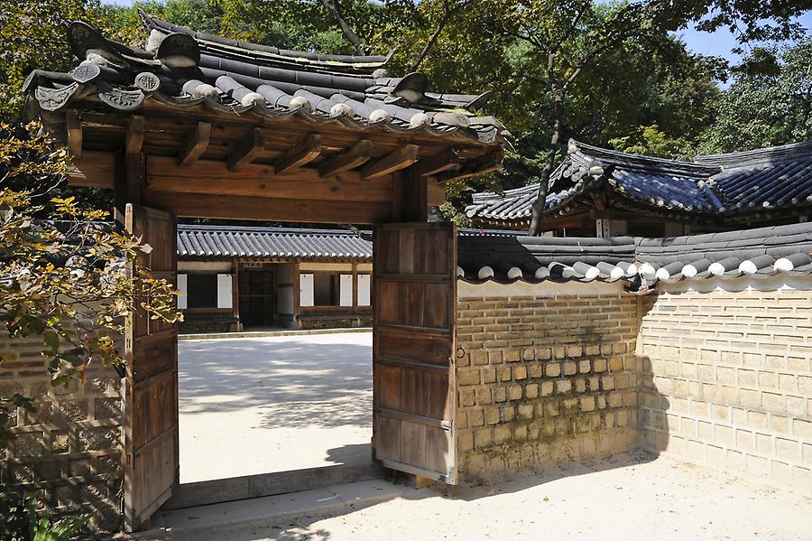 Changdeok summer residence (1)