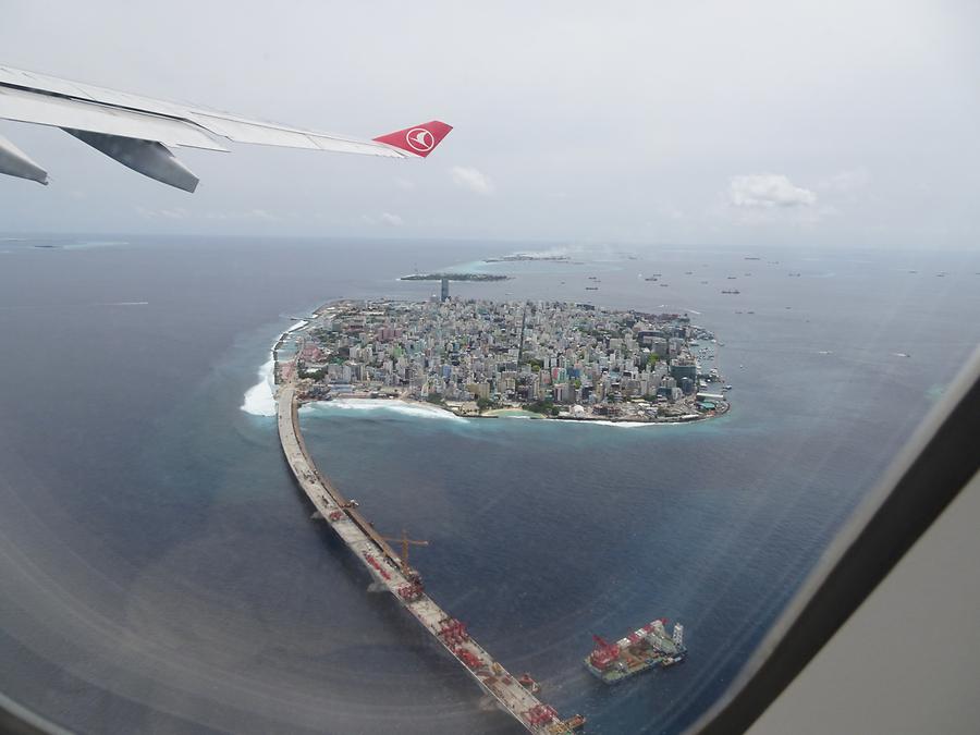 Approaching Malé