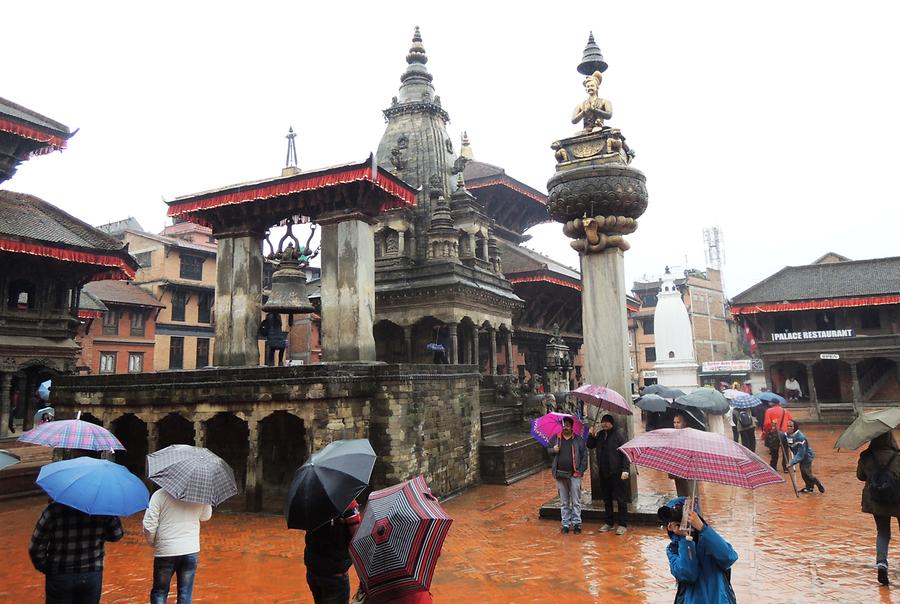 Bhaktapur Durbar Square Vatsala Temple, Bhupatindramalla Pillar, Taleju Bell
