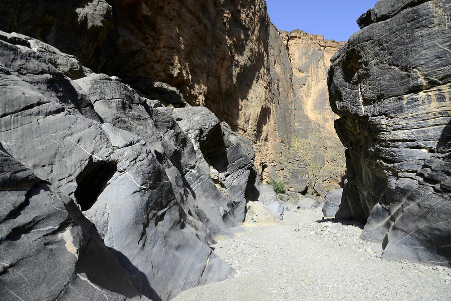 Wadi Bani Awf - Canyon