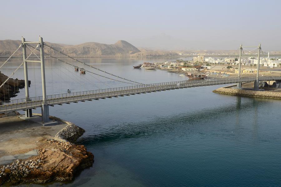 Sur - Al Ayjah; Bridge