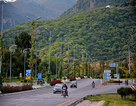 7th Avenue Islamabad, Photo: Obaid747, from Wikicommons 