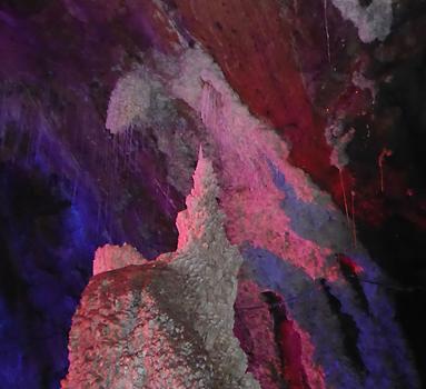 Stalactites and stalagmites of salt
