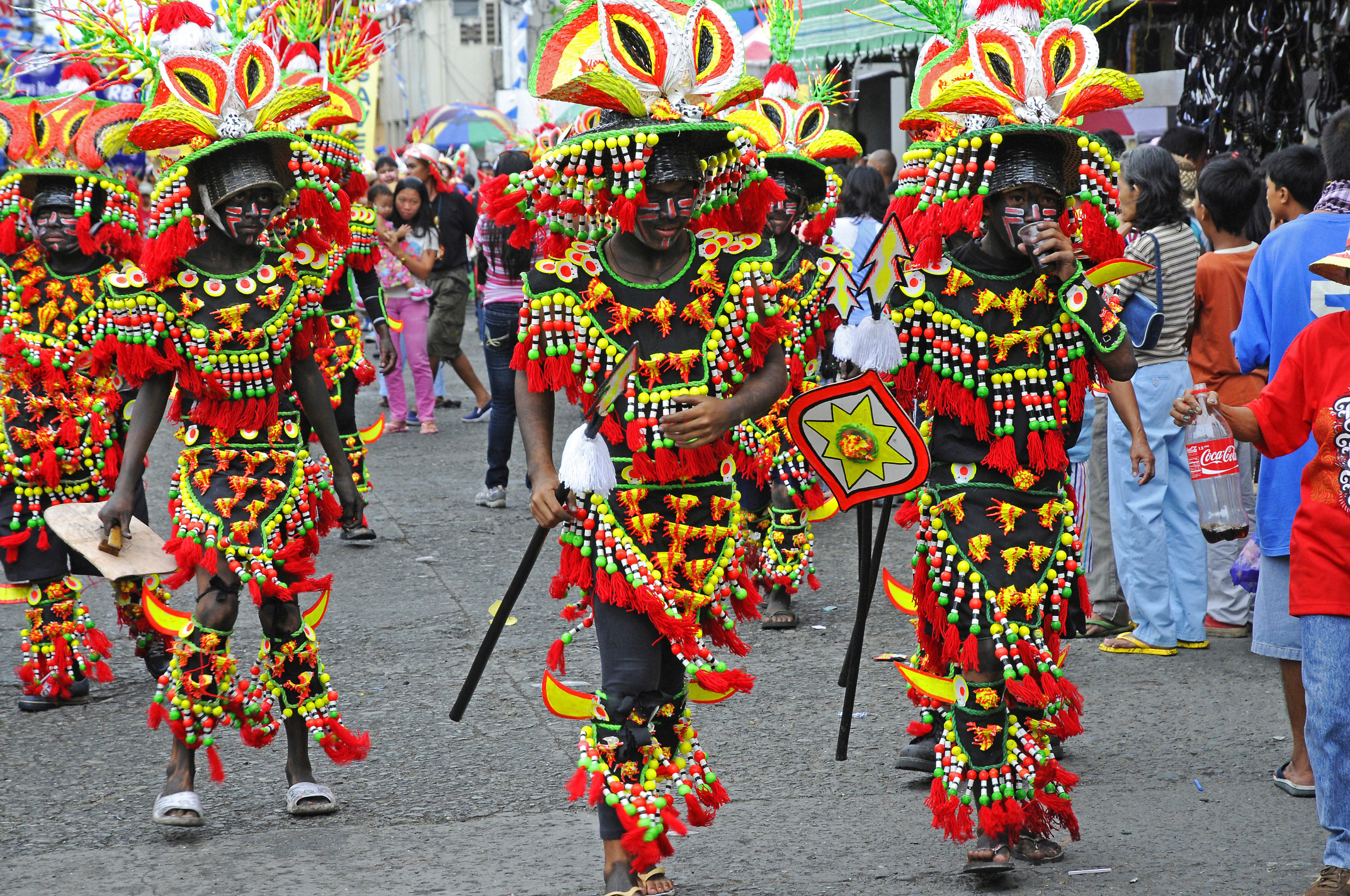 ati-atihan-parade-of-the-tribes-34-ati-atihan-festival-pictures