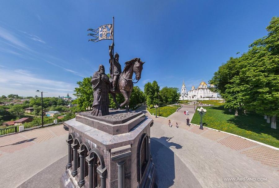 Monument to Grand Prince Vladimir and Saint Theodore