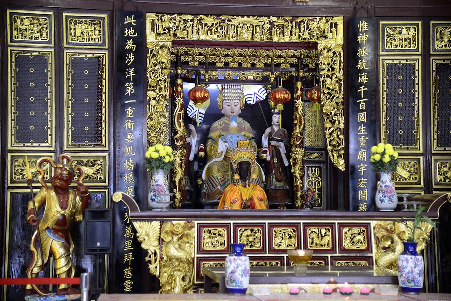 Chinatown - Thian Hock Keng Temple; Altar