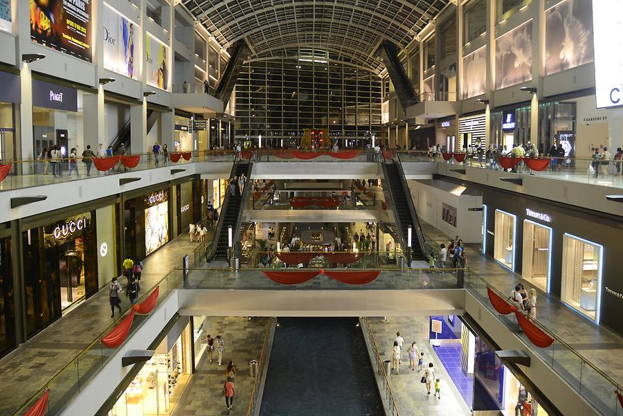'The Shoppes at Marina Bay Sands' - Inside