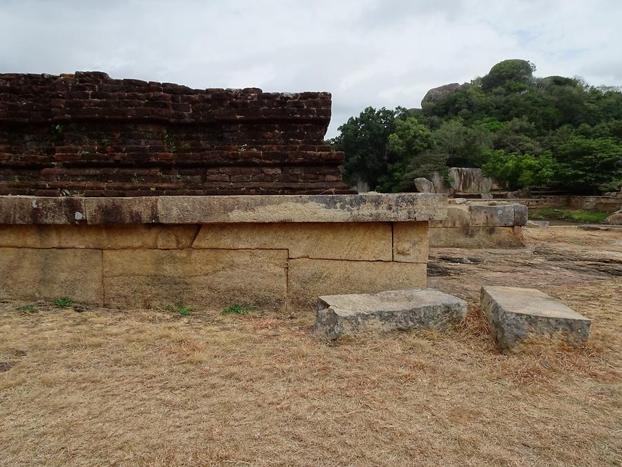Anuradhapura - Kaludiya Pokuna