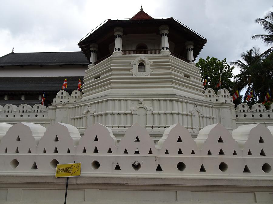 Kandy - Temple of the Tooth