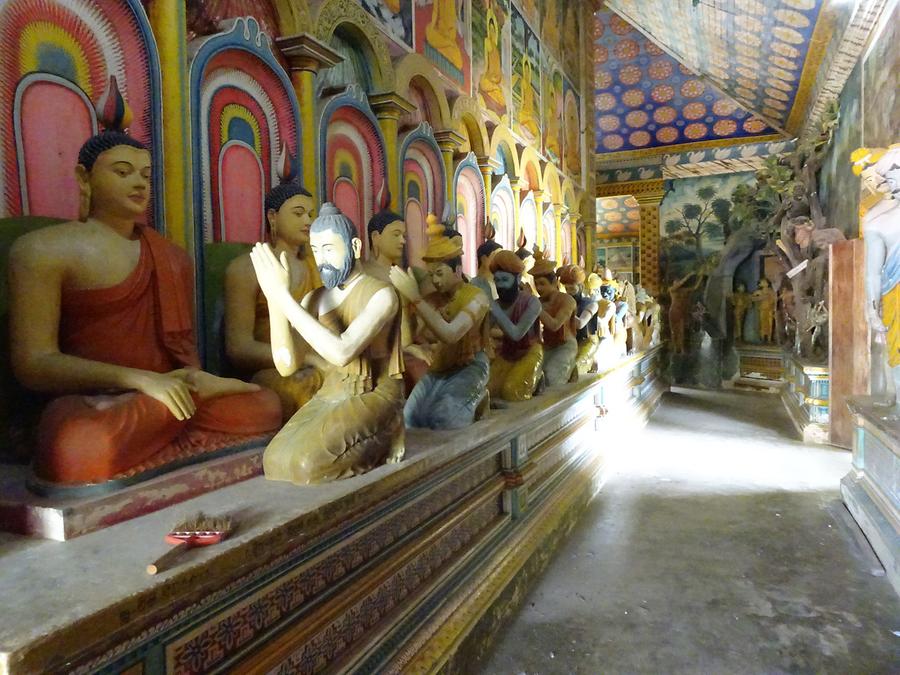 Dikwella - Wewrukannala Buduraja Maha Viharaya Temple
