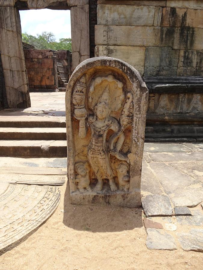 Polonnaruwa - Ancient Royal City; Hatadage