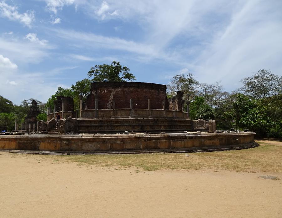 Polonnaruwa - Ancient Royal City near Thuparamaya