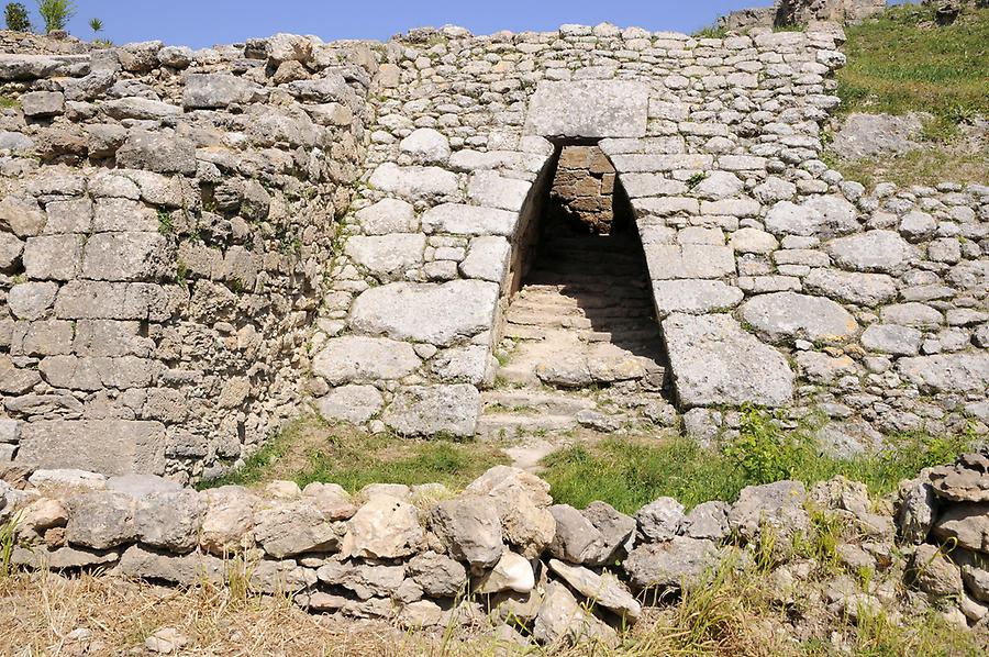 Entrance to Ugarit