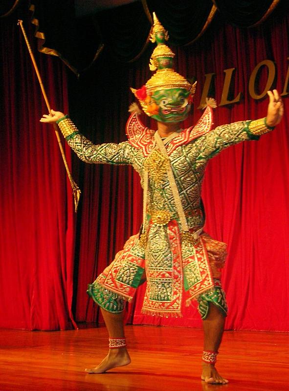 Traditional Thai dancer (1)