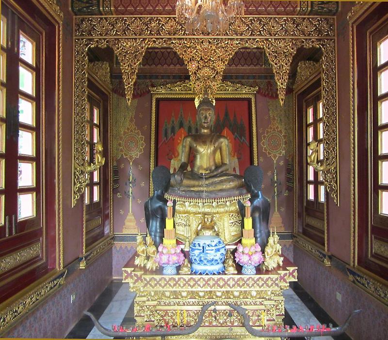 Buddha, Prasart Museum