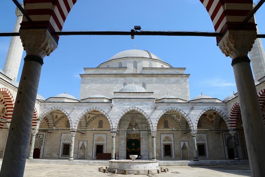 Edirne - Complex of Sultan Bayezid II; Courtyard
