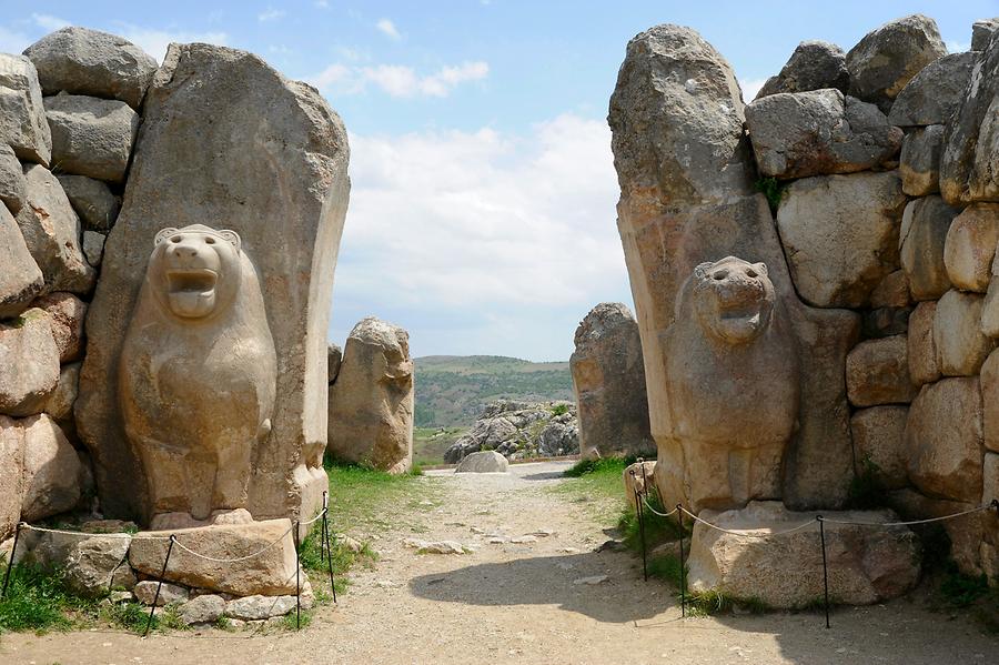 The Lion Gate of Hattusa (1) Hattusa Pictures Turkey in Global