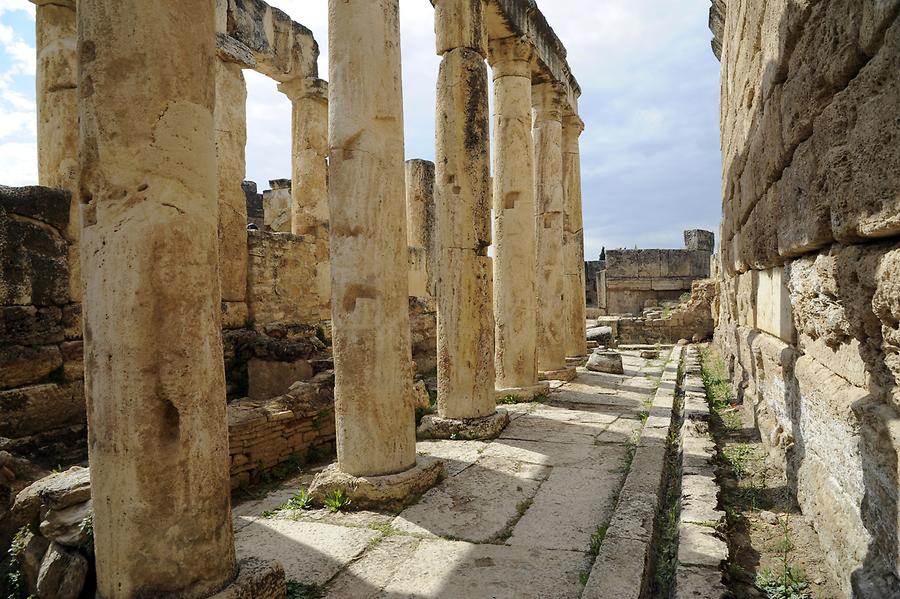 Pamukkale - Hierapolis; Agora