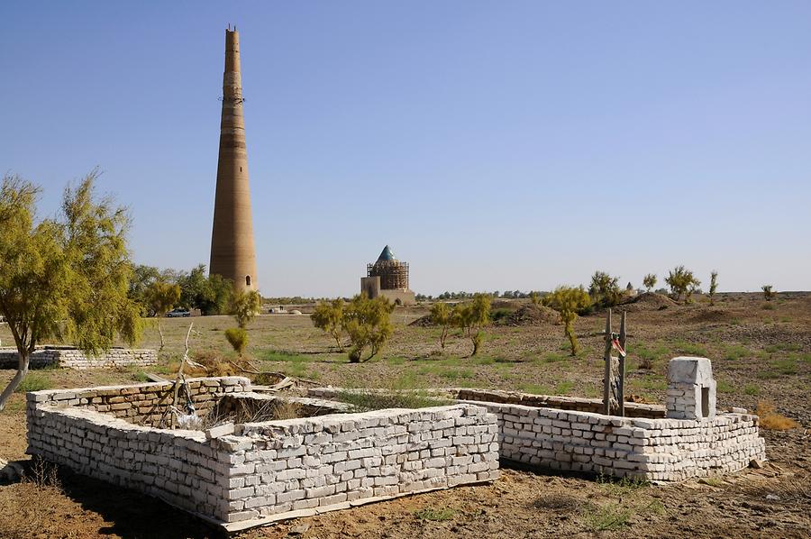 Kutlug Timur Minaret