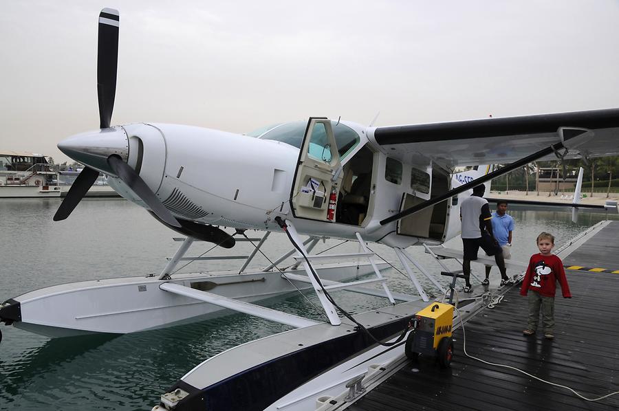 Hydroplane in Jebel Ali