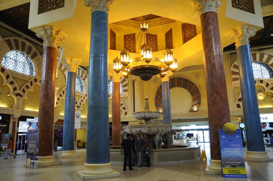Ibn Battuta Mall, Andalusia