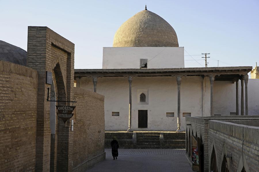 Ak-Mosque